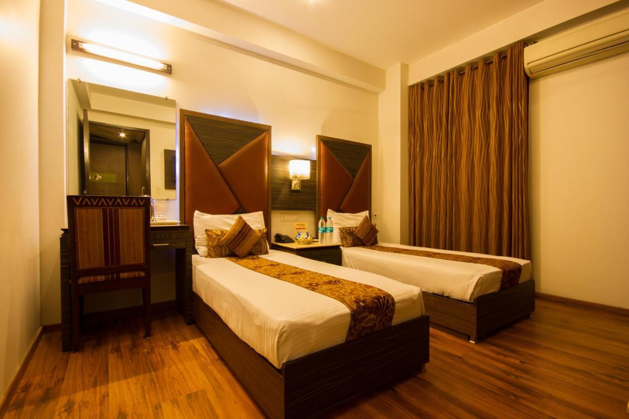 Hotel Sunstar Heights Delhi  Exterior foto